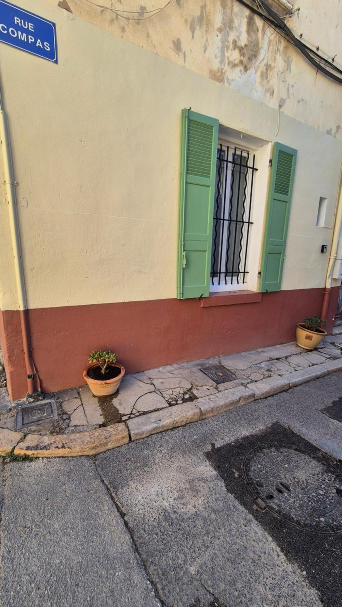 Chez Melanie Et Rodolphe Apartment Ла Сиота Екстериор снимка